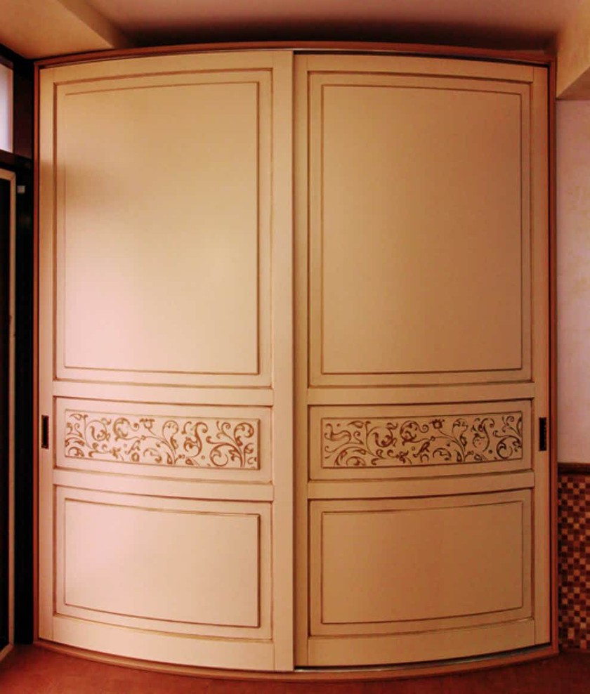 Радиусный шкаф купе с фрезеровкой, эмаль Великий Новгород